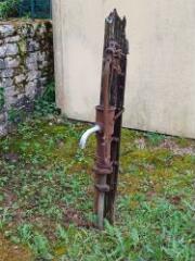 1 vue - Fontaine (ouvre la visionneuse)