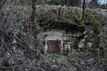 1 vue - Source de la Mula bas (ouvre la visionneuse)