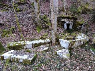 2 vues - Fontaine des Fontanettes (ouvre la visionneuse)