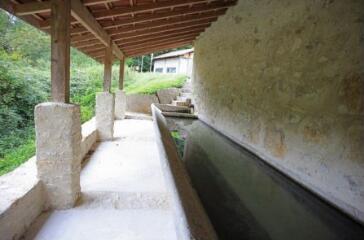 3 vues - Lavoir de Buges (ouvre la visionneuse)