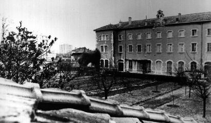 1 vue (ouvre la visionneuse)