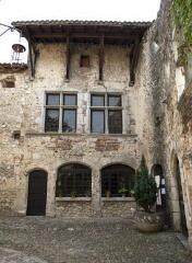 1 vue (ouvre la visionneuse)