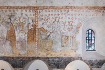 Ouvrir l'image Détail des peintures de la nef