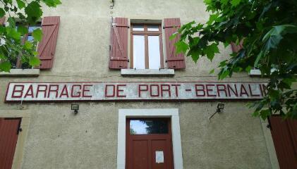 ouvrir dans la visionneuse : Vue de détail de la maison éclusière de Port-Bernalin