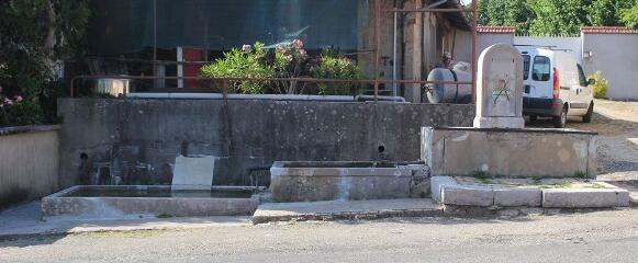 2 vues - Ensemble de Champel (ouvre la visionneuse)