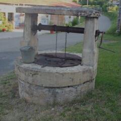 4 vues - Puits de Vergongeat (ouvre la visionneuse)