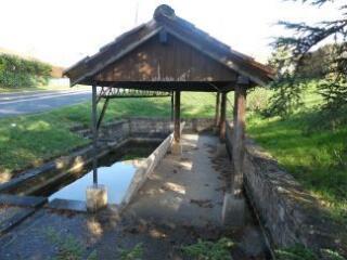 3 vues - Lavoir Saint Cyr 1 (ouvre la visionneuse)